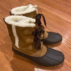 Eddie Bauer Women's Brown Winter Boots